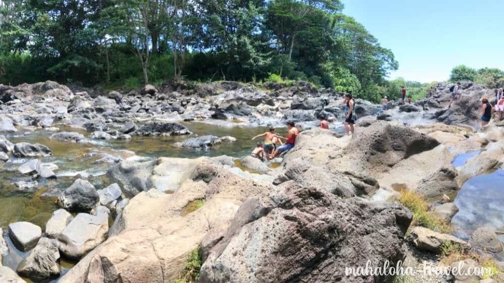 ハワイ島　レインボーフォール